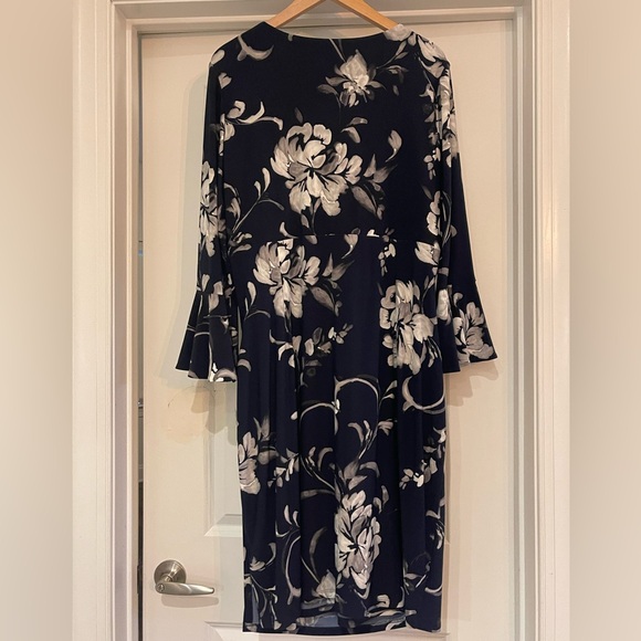 Ralph Lauren Black and White Floral Long Sleeve Dress - Picture 2 of 5